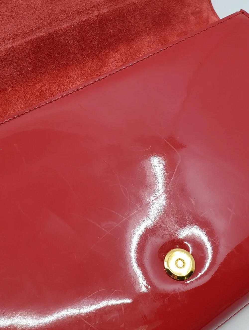 YSL Textured Patent Monogram Large Belle De Jour Clutch Red - Picture 5 of 16